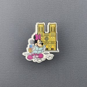 Disneyland Paris Landmark Series - Notre Dame