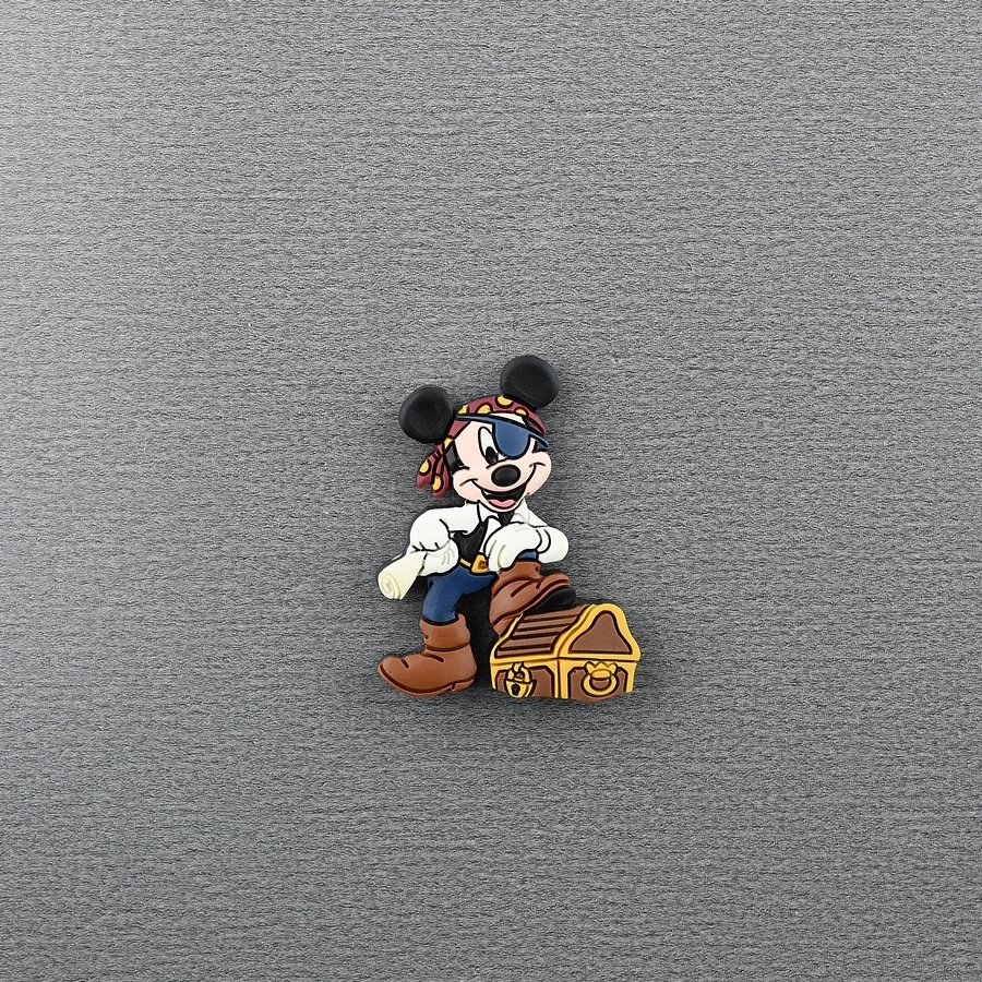 Mickey Pirate Treasure Chest Rubber 3D