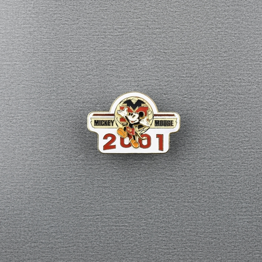 2001 Dated Year Pins - Mickey Mouse