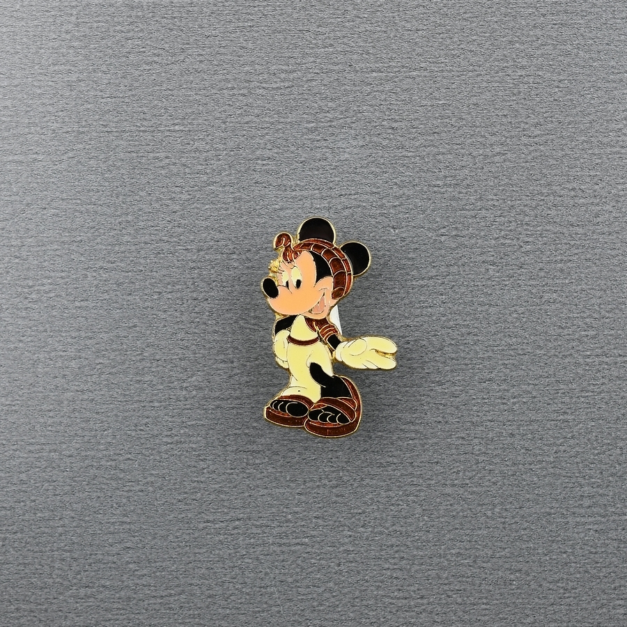 Minnie Mouse in Toga
