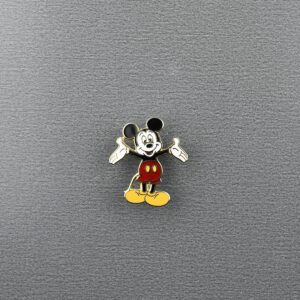 Mickey Open Arms Welcome